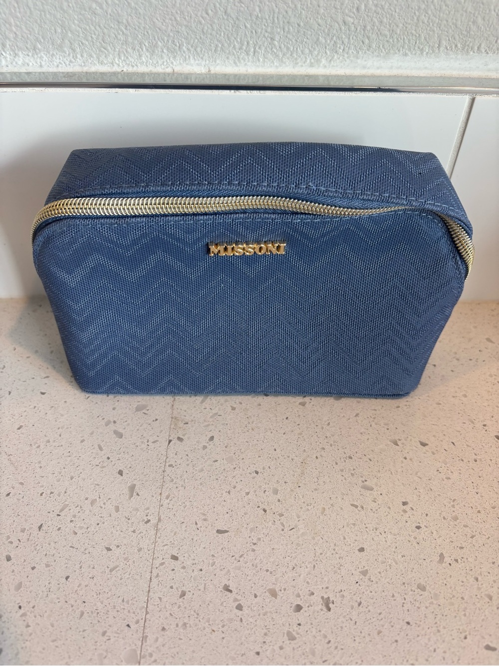 7 various Cosmetic Makeup BAGS (La Mer, Estee Lauder, Missoni!) - All like new! - Picture 2 of 8